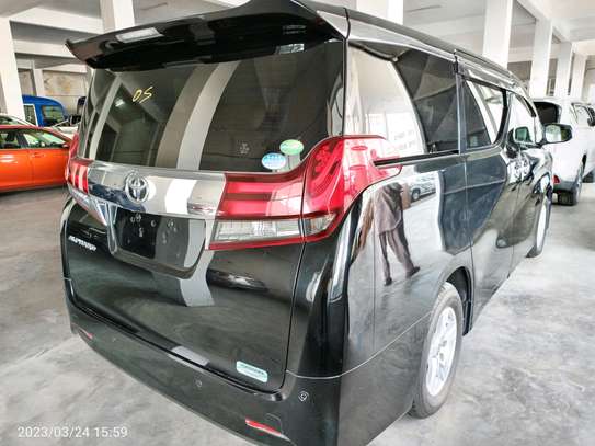 Toyota Alphard black image 11