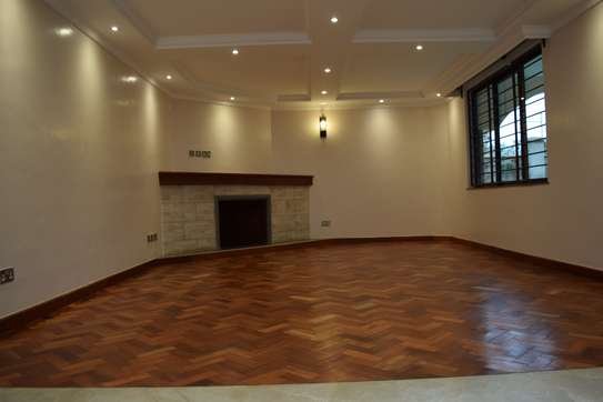 5 Bed Townhouse with En Suite at Lower Kabete image 11