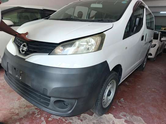Nissan NV200 image 11
