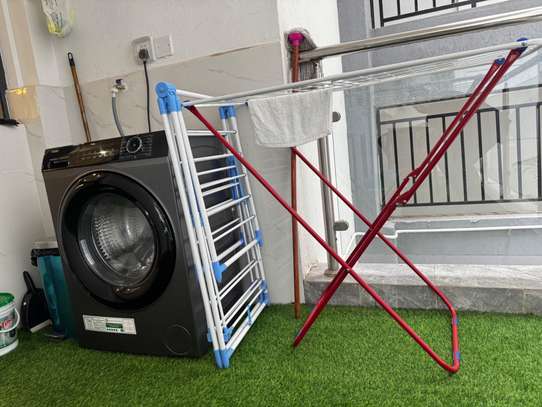 Furnished 3 Bed Apartment with En Suite in Riverside image 6