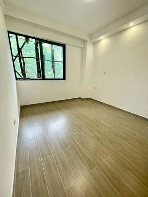 2 Bed Apartment with En Suite in Riverside image 20