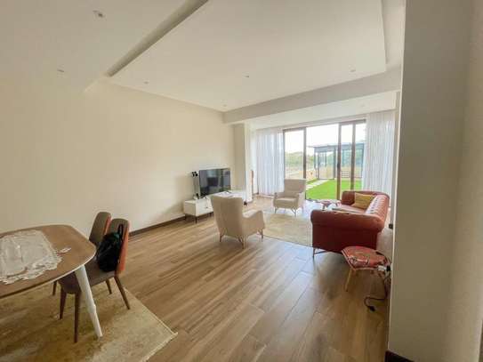 Serviced 2 Bed Apartment with En Suite in Spring Valley image 8