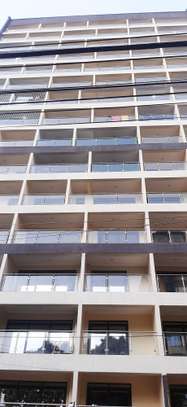 5 Bed Apartment with En Suite at 6Th Avenue Parklands image 11