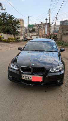 BMW 320I - 2011 image 5