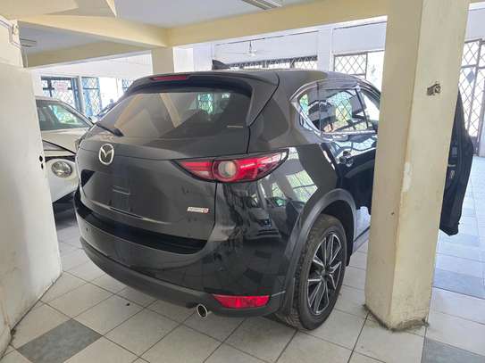 MAZDA CX-8 image 9