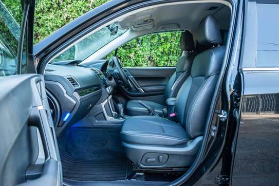 2016 Subaru Forester Black image 7