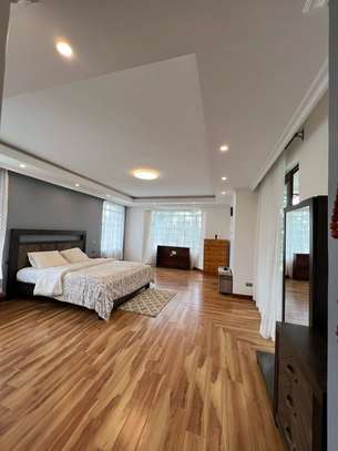 4 Bed House with En Suite in Runda image 10
