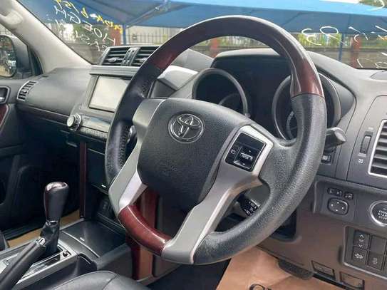 2016 Toyota land cruiser Prado TXL image 4
