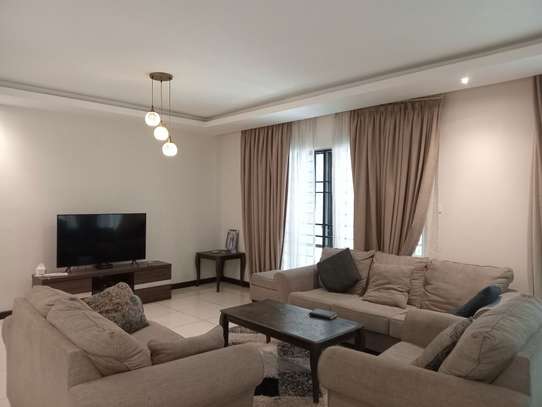 3 Bed Apartment with En Suite in General Mathenge image 3