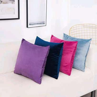 COLORFUL THROW PILLOWS image 2
