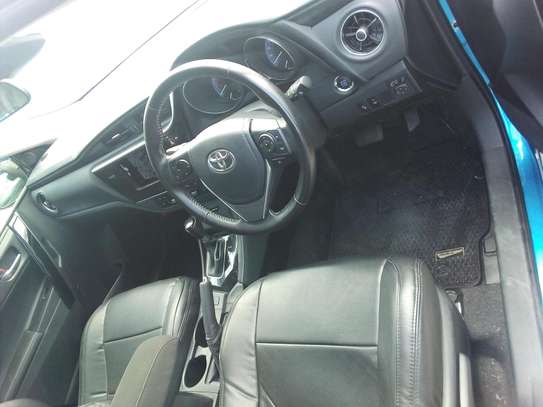 Toyota Auris Blue 2015 image 3