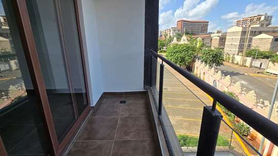 3 Bed Apartment with En Suite in Parklands image 15