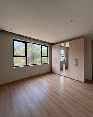 5 Bed Townhouse with En Suite at Manyani East image 6