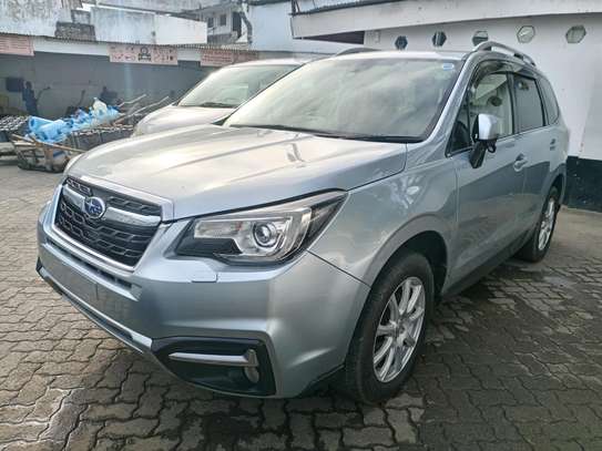 Subaru Forester silver non turbo 2016 image 3