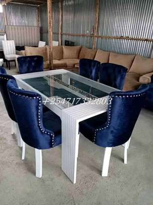 6 seater glassed table dining set image 1