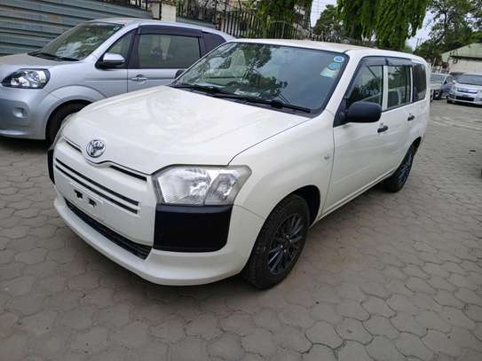 Toyota probox pearl white image 1