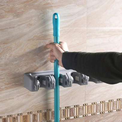 ♦️Heavy mop holder with hooks image 2