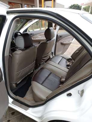 Clean and affordable nissan sunny B15 image 5