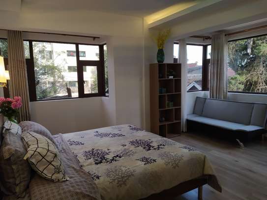 Serviced 3 Bed Apartment with En Suite in Kileleshwa image 10