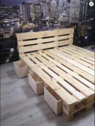 5by 6 pallet bed image 3