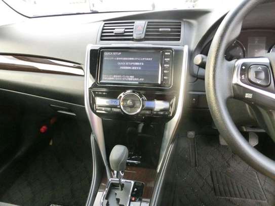 Toyota premio image 8