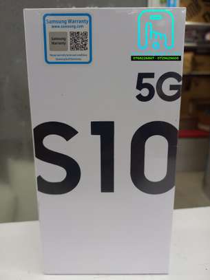 Samsung Galaxy S10 5G, 6.7"256GB ROM + 8GB RAM image 1