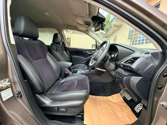 2022 Subaru Forester image 8