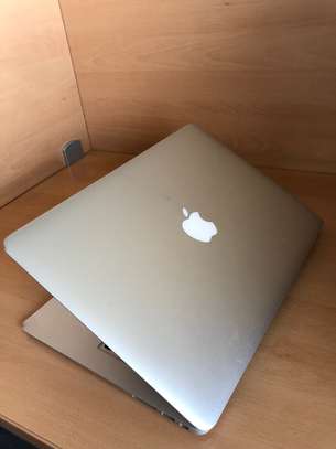 2017 MacBook Air image 2