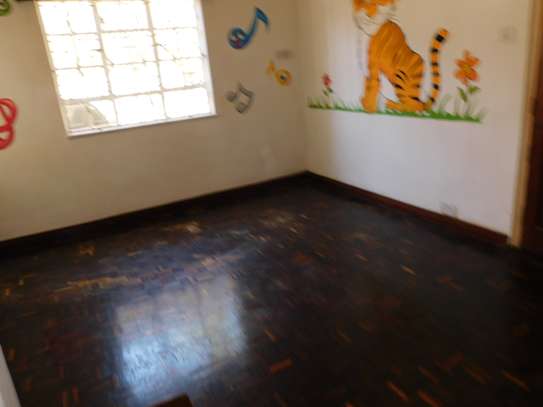 4 Bed House with En Suite in Nyali Area image 13