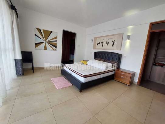 Furnished 3 Bed Apartment with En Suite at School Lane image 5