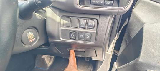 Nissan Serena E-power 2018 image 7