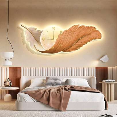Feather wall hanging clock image 4
