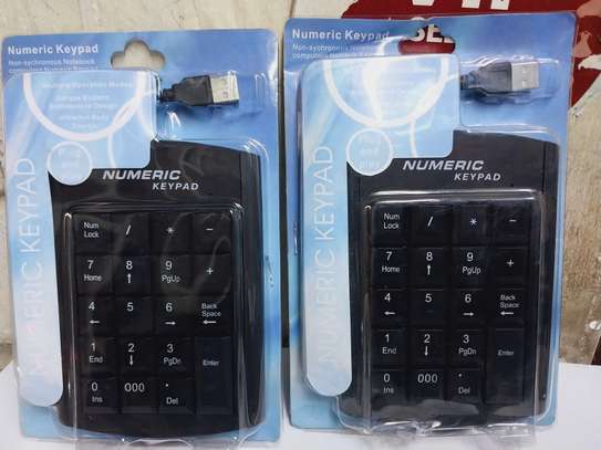 Numeric Wired Keypad USB Wired 18 Full-Size Keys - Black image 3