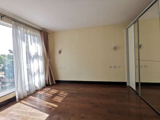 4 Bed Apartment with En Suite at Westlands image 12