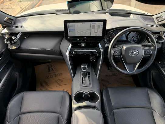 2020 Toyota harrier image 2