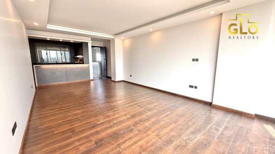 3 Bed Apartment with En Suite in Brookside image 20