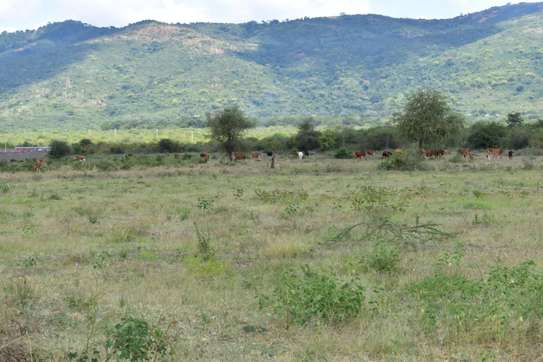 5 to 200acres of Prime land for sale in Sultan Hamud image 1
