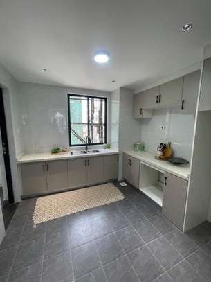 2 Bed Apartment with En Suite in Westlands Area image 9