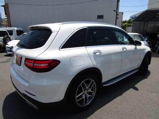 Mercedes Benz GLC-250 FULLY LOADED image 7