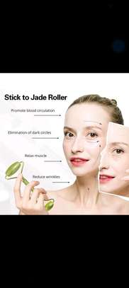 facial roller massage image 5