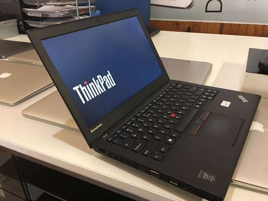 Lenovo ThinkPad X250 Intel Core i5-5300U 8GB RAM 500GB image 2