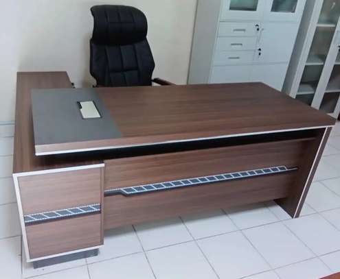 Office Desk: 1600mm Walnut Office Desk image 3