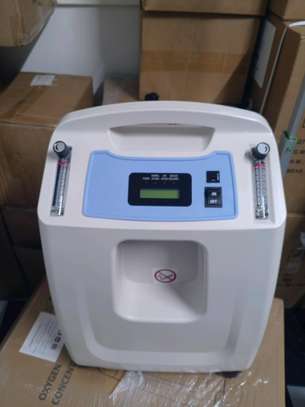 5 ltrs oxygen concentrator cheap available for sale near me image 3