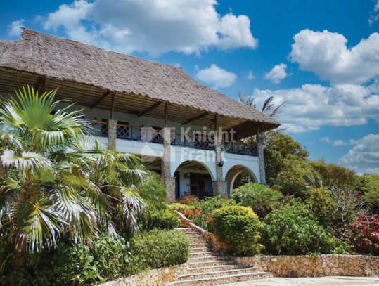 4 Bed House with Swimming Pool at Vipingo Beach Estate image 2