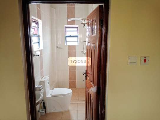 4 Bed House with En Suite in Kitengela image 5