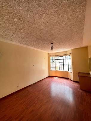 3 Bed Apartment with En Suite in Kileleshwa image 11
