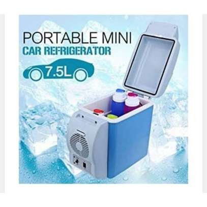 Portable Mini Car Refrigerator 7.5L Large Capacity image 1