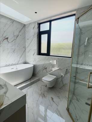 5 Bed Townhouse with En Suite at Lavington Green image 10