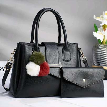 Medium handbags image 1