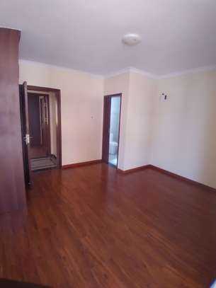 5 Bed Villa with En Suite in Lavington image 7